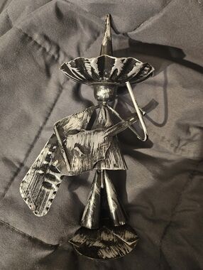 Tin Mariachi Band Folk Art‎ Figure Unmarked 7” Tall Ring/trinket Holder